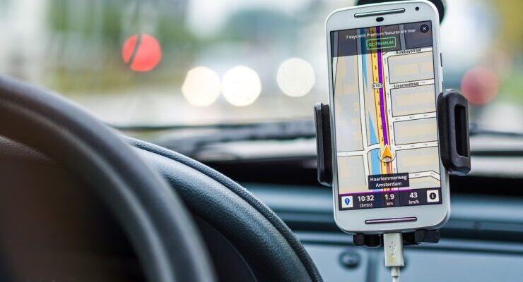 Cómo conducir de forma segura y responsable en carreteras muy transitadas